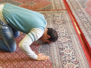 Prayer Islam Iran Muslim Religion 1008385